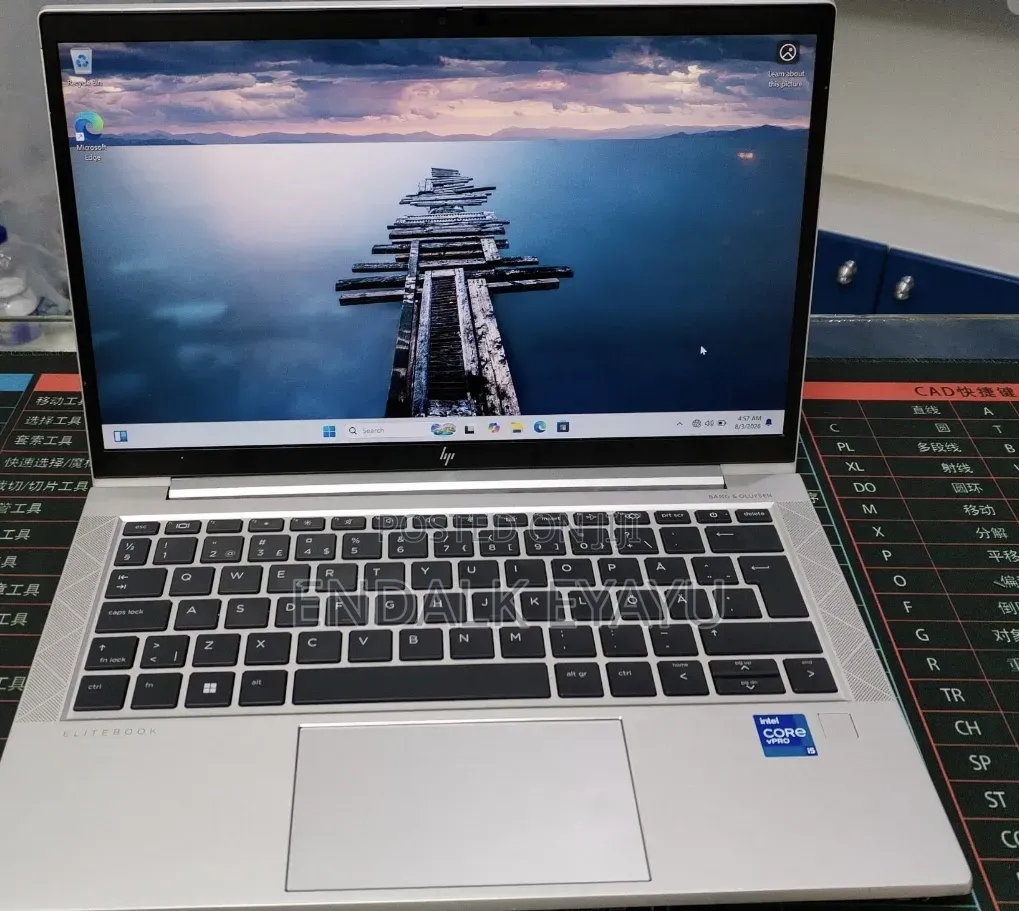 New Laptop HP EliteBook 830 G8 16GB Intel Core i5 SSD 512GB