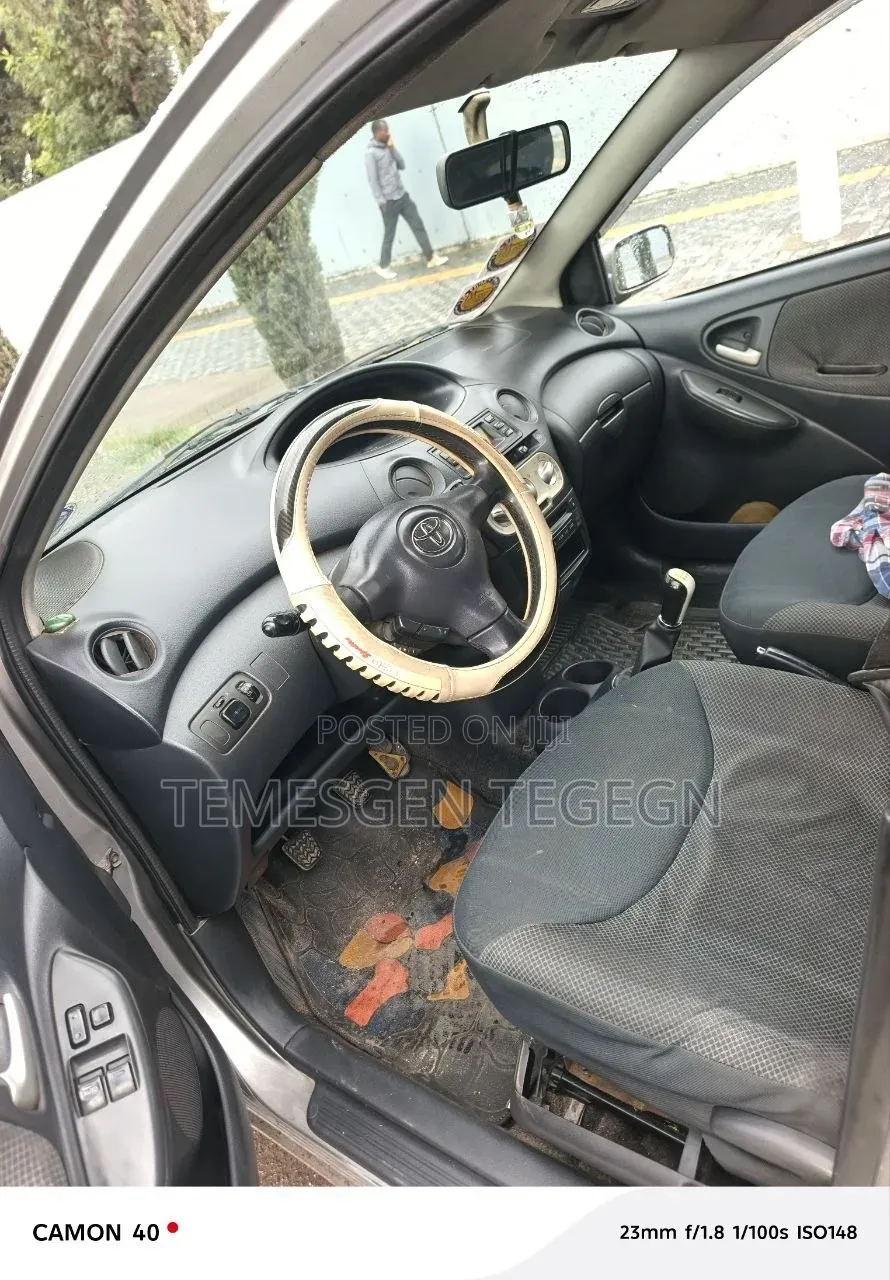 Toyota Yaris 2005