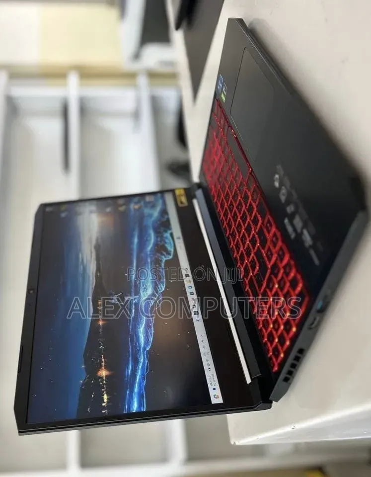New Laptop Acer Nitro 5 16GB Intel Core i7 SSD 512GB