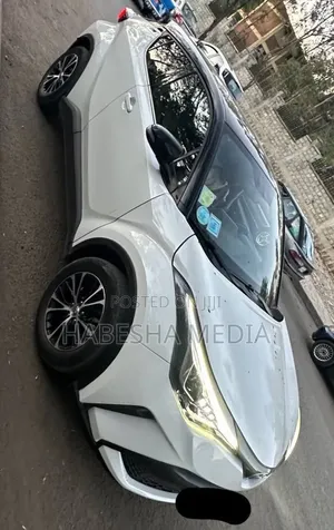 Toyota C-HR 2022 White