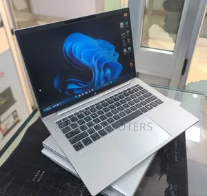 New Laptop HP EliteBook 840 G10 16GB Intel Core i7 SSD 512GB