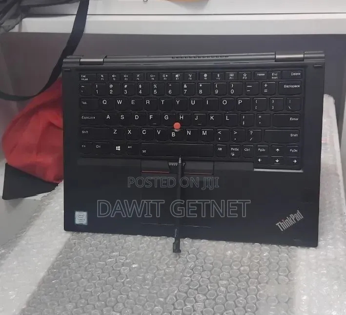 New Laptop Lenovo ThinkPad Yoga 8GB Intel Core i5 SSD 256GB