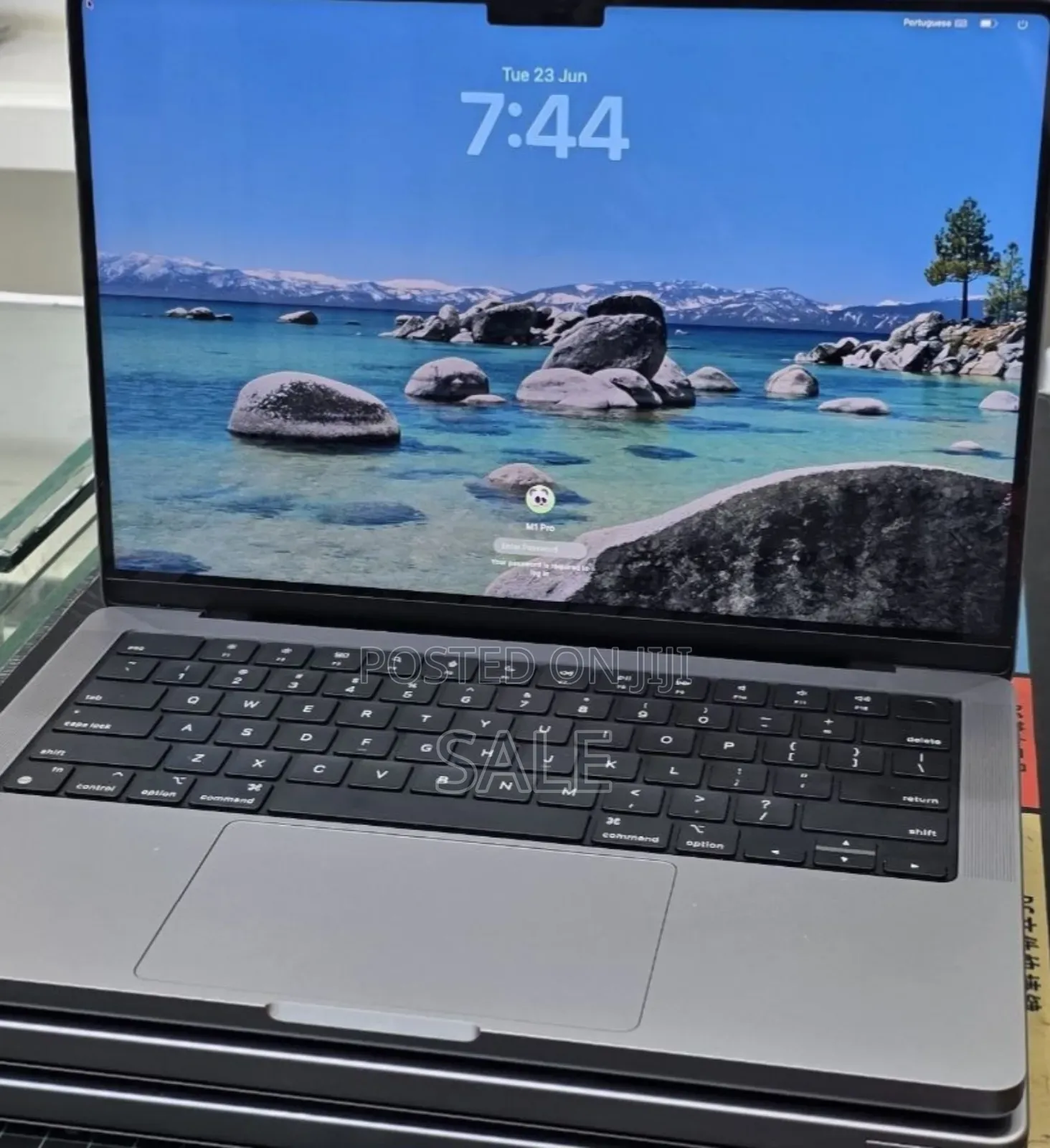 New Laptop Apple MacBook Pro 2021 M1 32GB Apple M1 Pro SSD 512GB