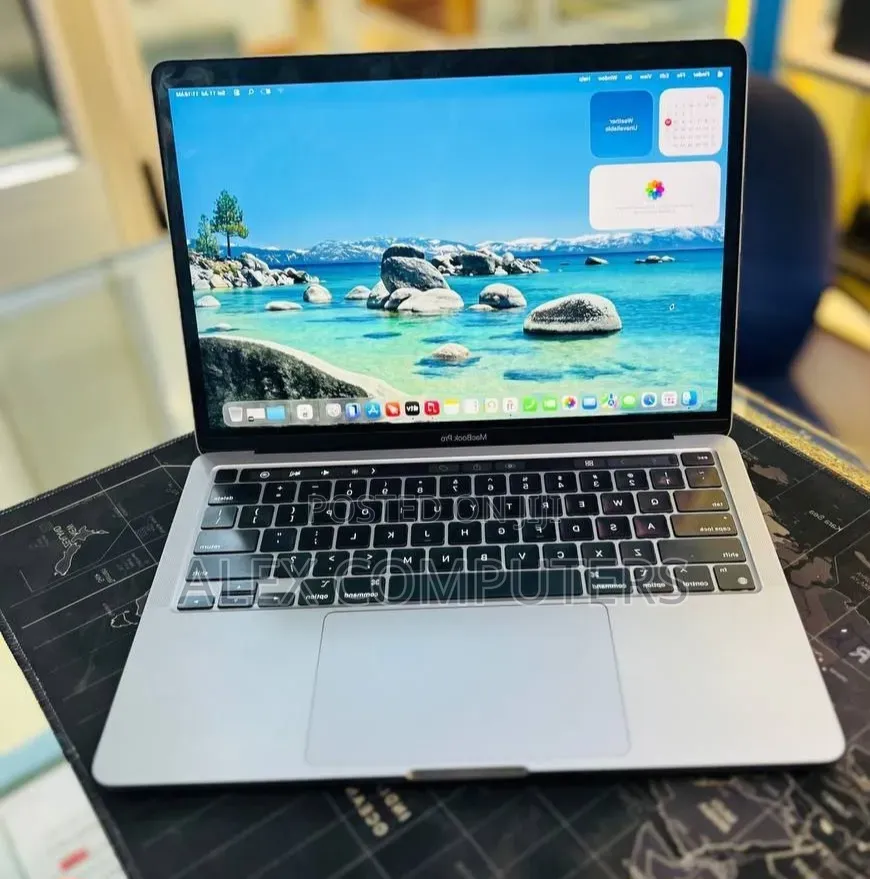 New Laptop Apple MacBook 8GB Apple M2 SSD 512GB