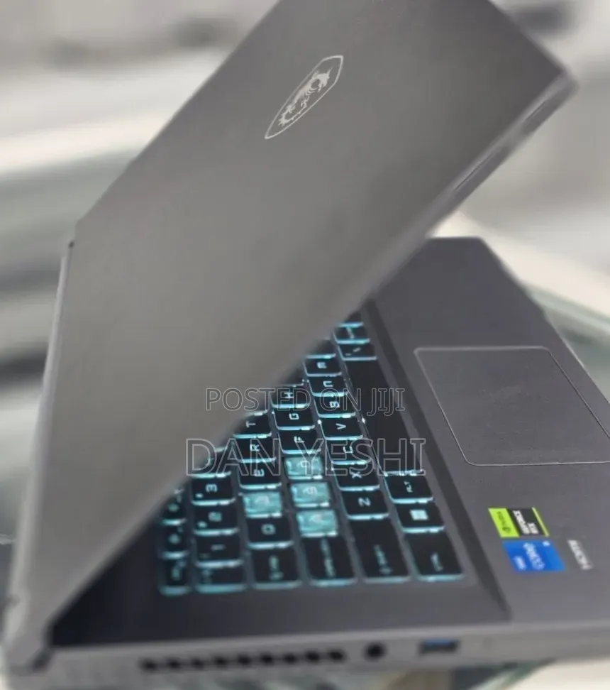 New Laptop MSI 16GB Intel Core i5 SSD 1T