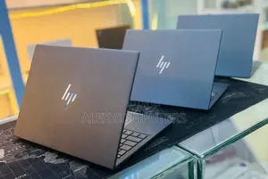 New Laptop HP Elite Dragonfly G4 16GB Intel Core i7 SSD 512GB