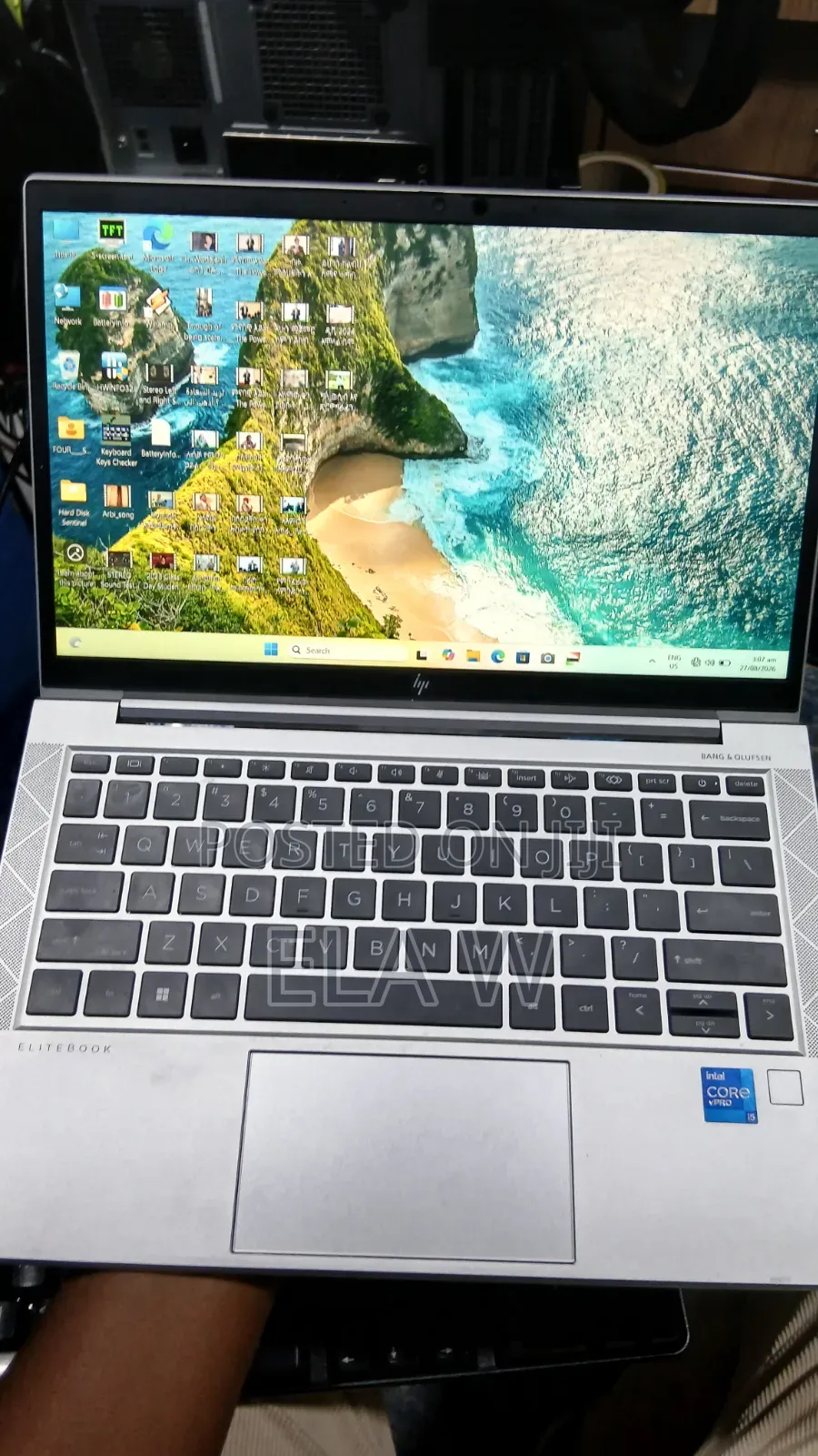 New Laptop HP EliteBook 830 G8 16GB Intel Core i5 SSD 512GB
