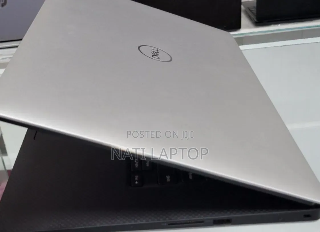 New Laptop Dell Precision 5530 16GB Intel Core i7 SSD 512GB