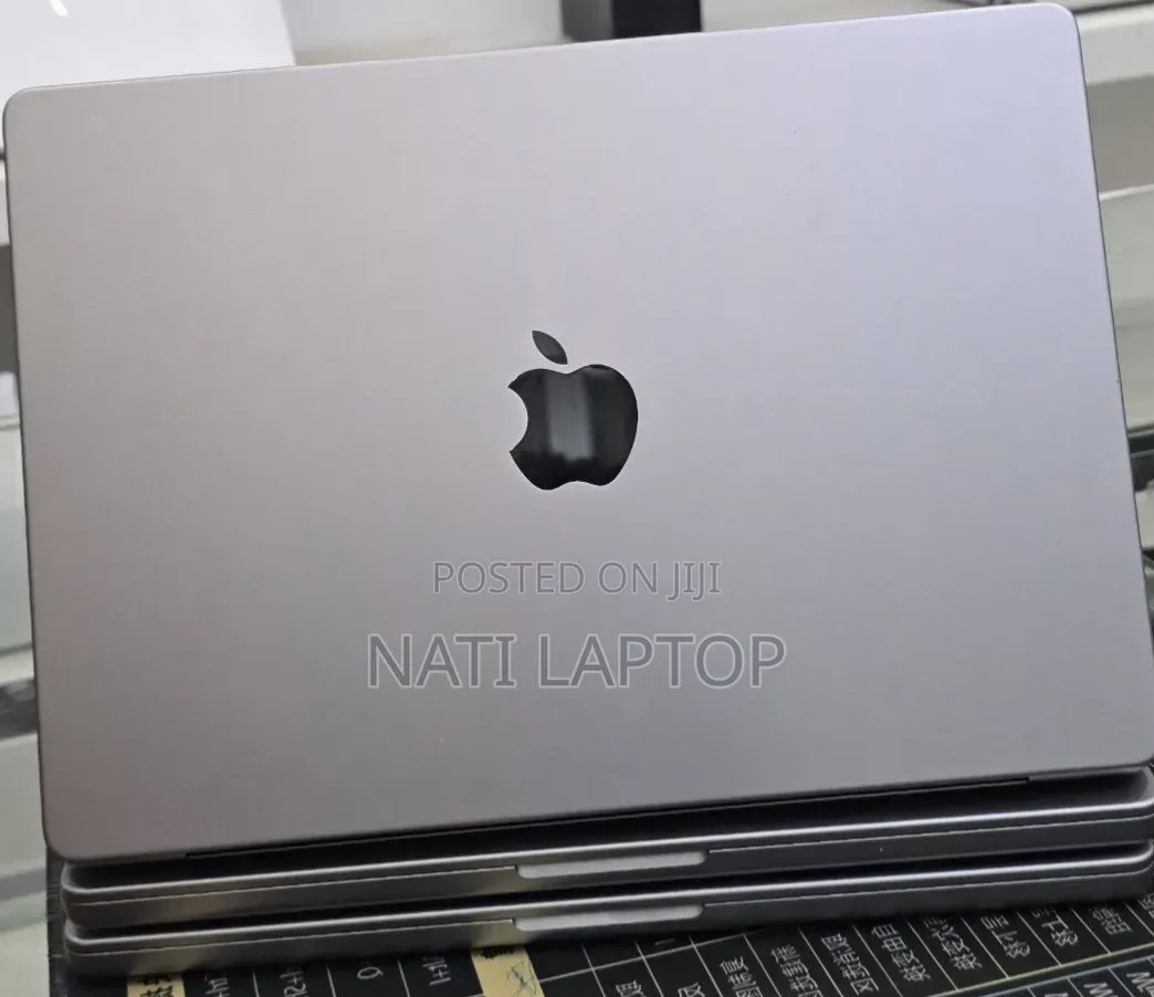 New Laptop Apple MacBook Pro 2021 M1 32GB Apple M1 Pro SSD 512GB