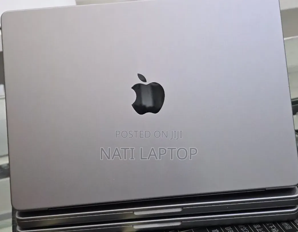 New Laptop Apple MacBook Pro 2021 M1 32GB Apple M1 Pro SSD 512GB