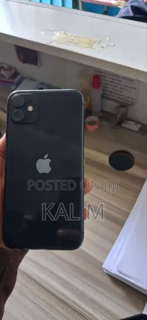 Apple iPhone 11 64 GB Black
