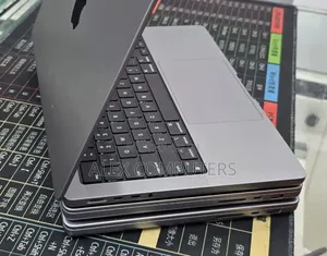 New Laptop Apple MacBook Pro 2021 M1 32GB Apple M1 Pro SSD 512GB