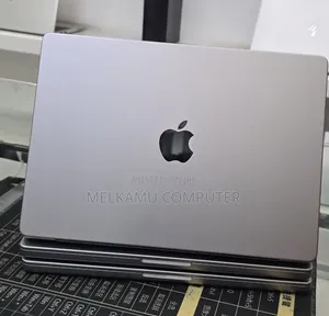 New Laptop Apple MacBook Pro 2021 M1 32GB Apple M1 SSD 512GB