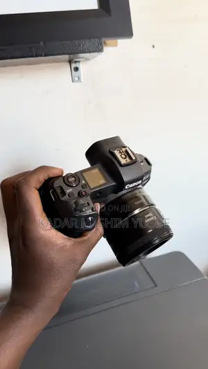 Canon Eos R