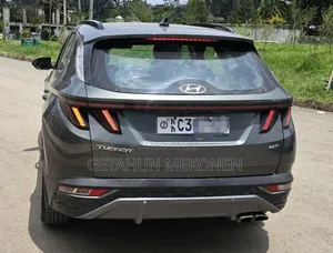 Hyundai Tucson 2022 Gray