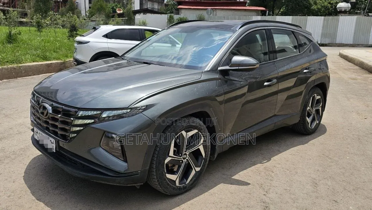 Hyundai Tucson 2022 Gray
