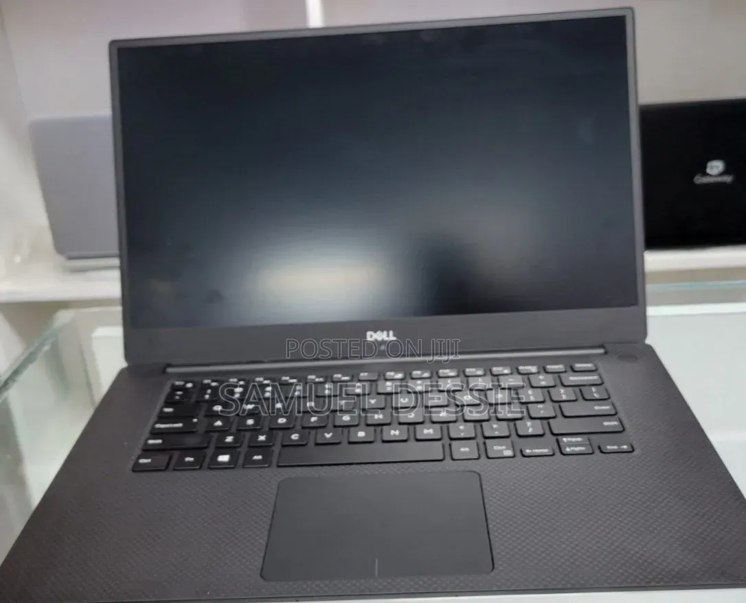 New Laptop Dell Precision 5530 16GB Intel Core i7 SSD 512GB