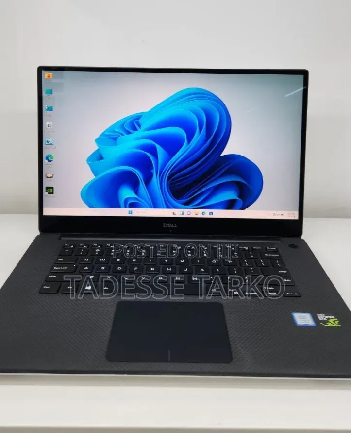 New Laptop Dell XPS 15 16GB Intel Core i7 SSD 512GB