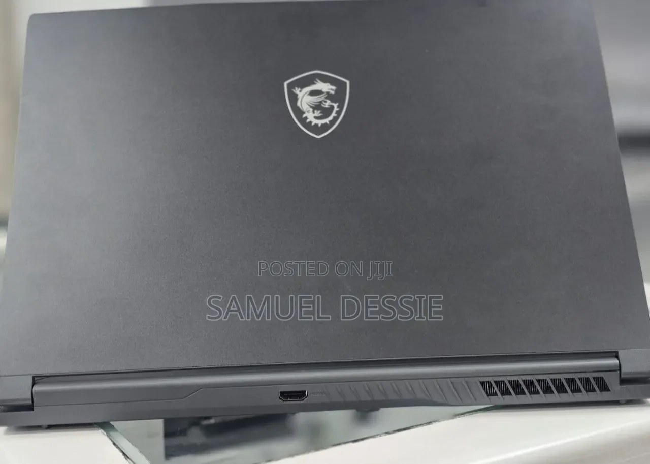 New Laptop MSI GF65 Thin 10UE 16GB Intel Core i5 SSD 1T