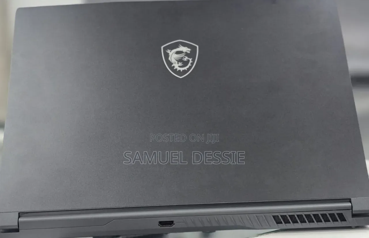New Laptop MSI GF65 Thin 10UE 16GB Intel Core i5 SSD 1T