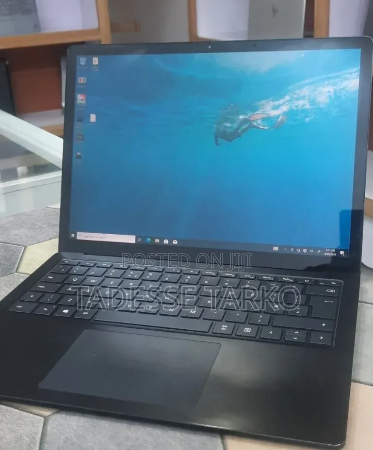 New Laptop Microsoft Surface Laptop 4 16GB Intel Core i7 SSD 512GB