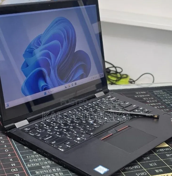 New Laptop Lenovo ThinkPad X380 Yoga 16GB Intel Core i7 SSD 256GB
