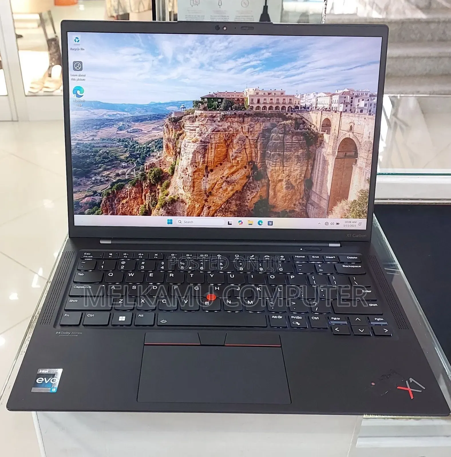 New Laptop Lenovo ThinkPad X1 Carbon 16GB Intel Core i5 SSD 512GB