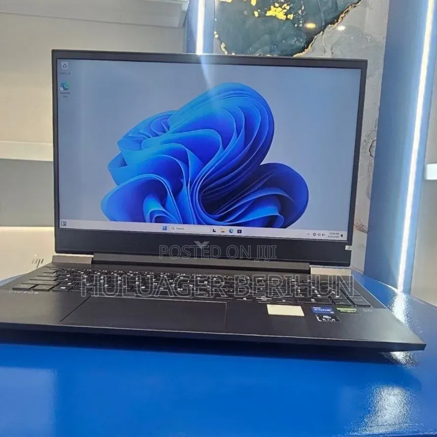 New Laptop HP Victus 16 16GB Intel Core i5 SSD 512GB
