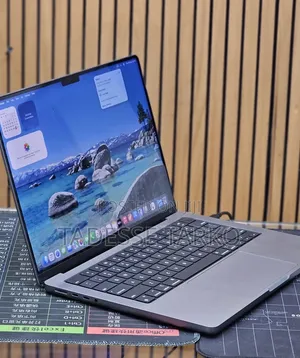 New Laptop Apple MacBook Pro 2021 M1 16GB Apple M1 Pro SSD 512GB