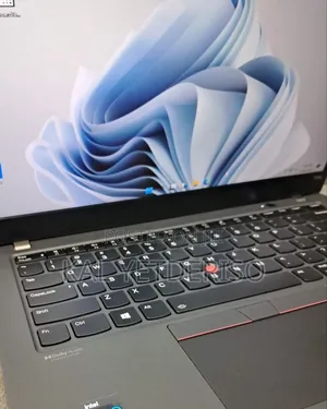 New Laptop Lenovo ThinkPad T14 16GB Intel Core i5 SSD 512GB
