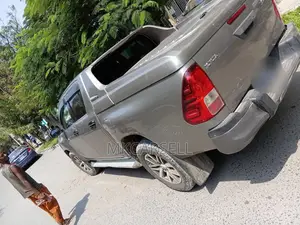 Toyota Hilux Revo Double Cab Deisel 2.4 RWD 2020 Burgundy