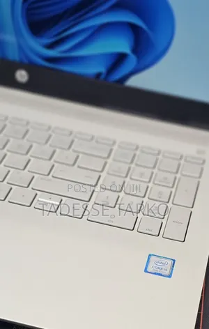 New Laptop HP Pavilion 15 8GB Intel Core i5 HDD 1T