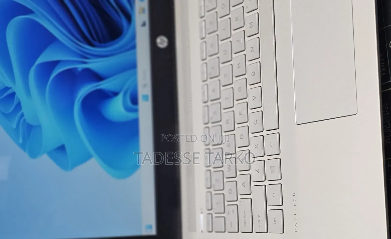 New Laptop HP Pavilion 15 8GB Intel Core i5 HDD 1T