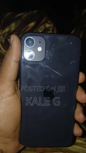 New Apple iPhone 11 64 GB Black