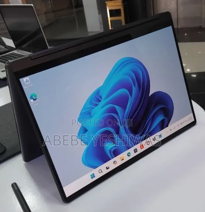 New Laptop Lenovo Yoga 9i 16GB Intel Core i7 SSD 1T