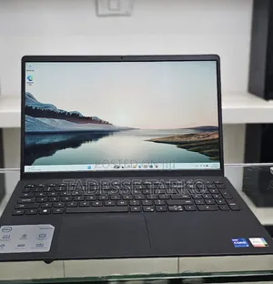 New Laptop Dell Inspiron 15 16GB Intel Core i7 SSD 512GB
