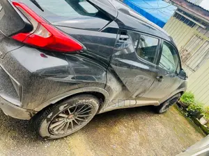 Toyota C-HR 2020 Black