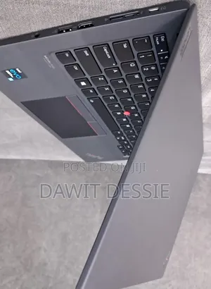 New Laptop Lenovo ThinkPad T14s Gen 2 16GB Intel Core i5 SSD 512GB