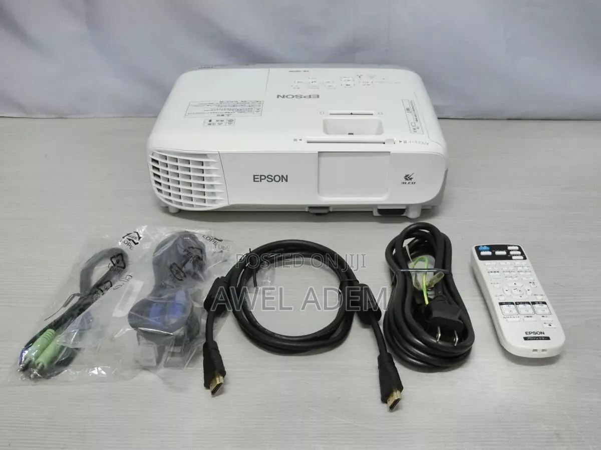 Epson EB-2042 XGA 3LCD Full HD WiFi Wireless Projector. 4,400 Lumens