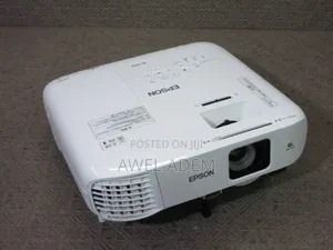Epson EB-2042 XGA 3LCD Full HD WiFi Wireless Projector. 4,400 Lumens