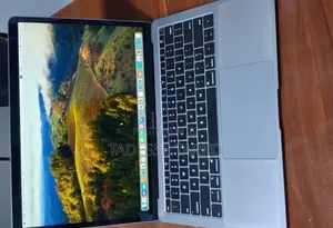 New Laptop Apple MacBook Air 2019 8GB Intel Core i5 SSD 128GB