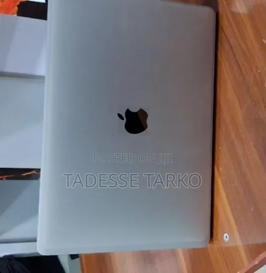 New Laptop Apple MacBook Air 2019 8GB Intel Core i5 SSD 128GB