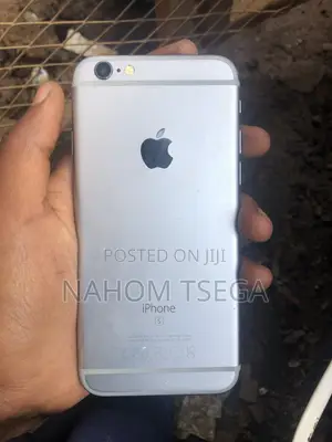 Apple iPhone 6s 64 GB Gray
