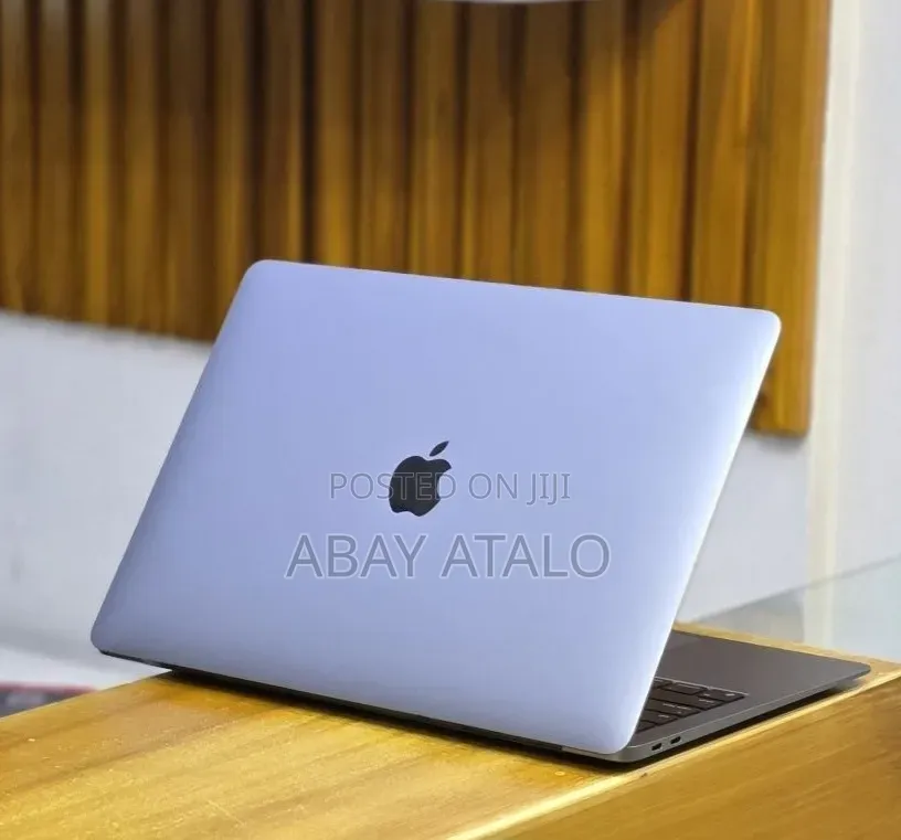 New Laptop Apple MacBook Air 2020 M1 16GB Apple M1 Max SSD 256GB
