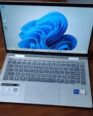 New Laptop HP Envy x360 8GB Intel Core i5 SSD 512GB