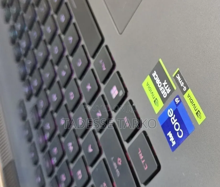 New Laptop Asus ROG Strix G18 16GB Intel Core i9 SSD 1T