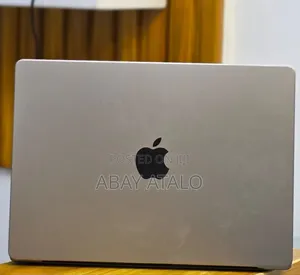 New Laptop Apple MacBook 16GB Apple M1 Pro SSD 512GB