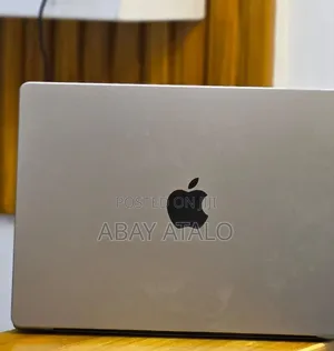 New Laptop Apple MacBook 16GB Apple M1 Pro SSD 512GB