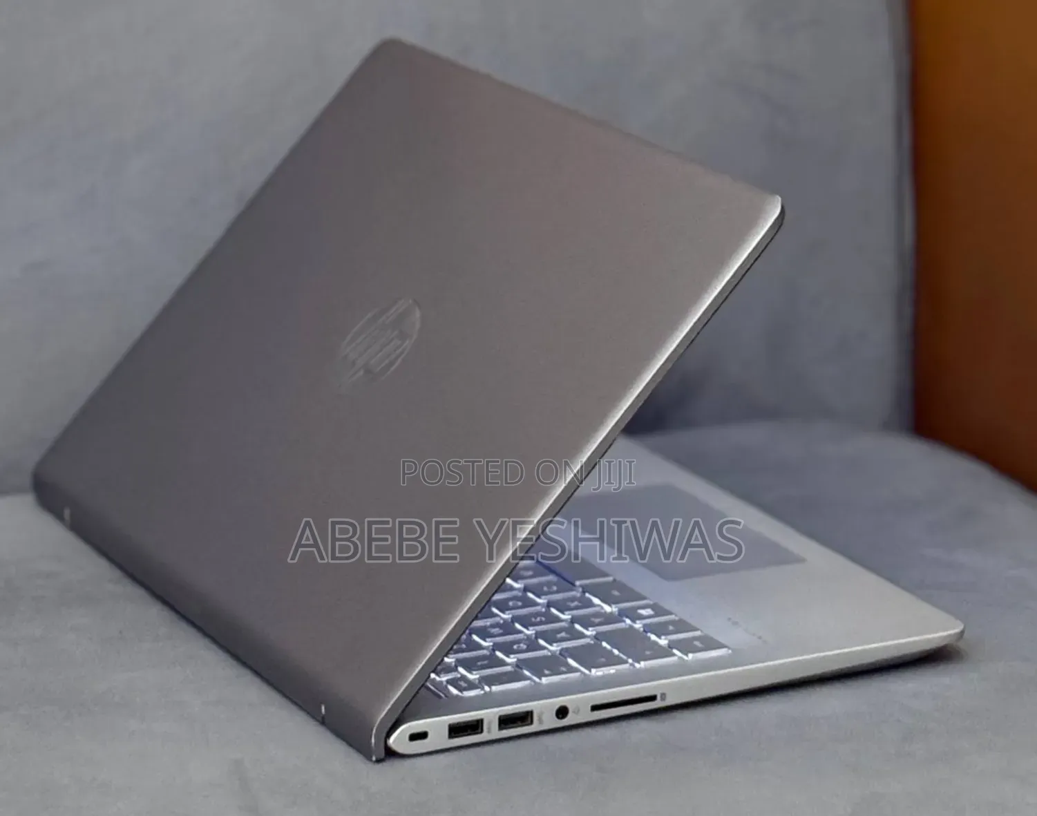 New Laptop HP Pavilion 15 8GB Intel Core i5 SSD 256GB