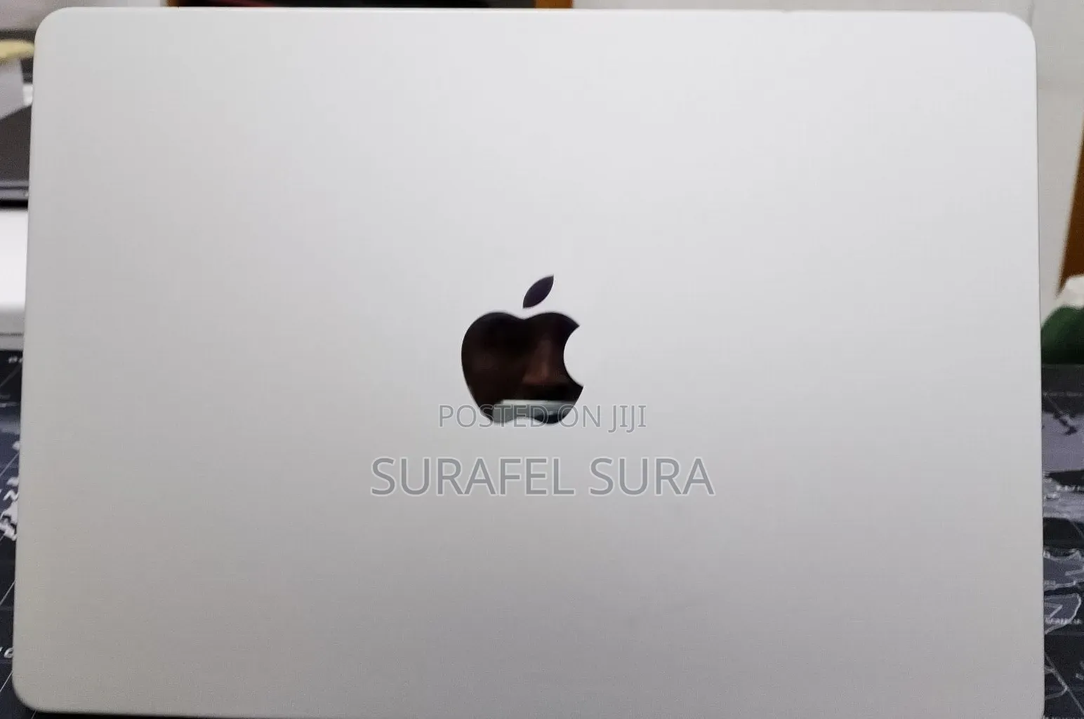 New Laptop Apple MacBook Air 2022 M2 8GB Apple M2 SSD 256GB